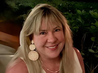 Belinda Bain - Shmokin Candles and more